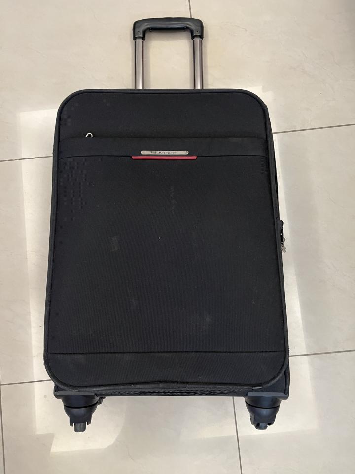 行李箱維修案件圖片