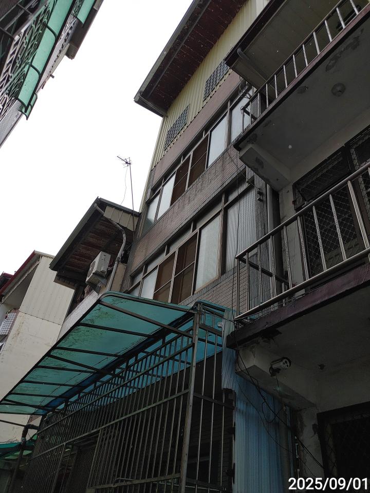 採光罩案件圖片