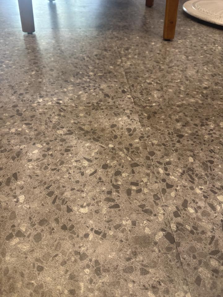 地板維修案件圖片