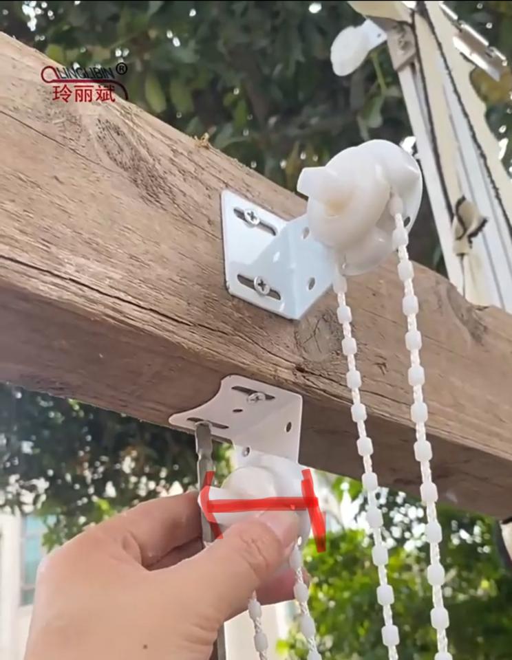 窗簾安裝維修案件圖片
