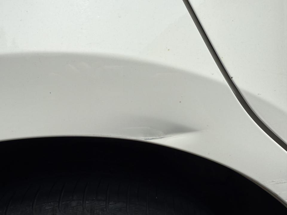 汽車板金烤漆案件圖片