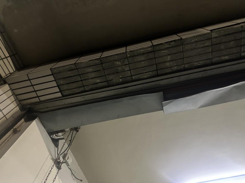 鐵捲門維修案件圖片