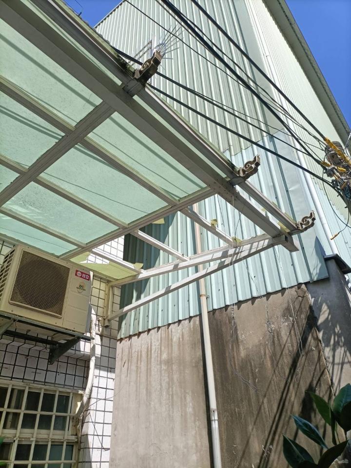 鐵皮屋頂案件圖片