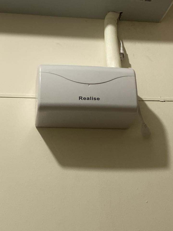 冷氣排水器安裝案件圖片 冷氣排水器安裝案件圖片