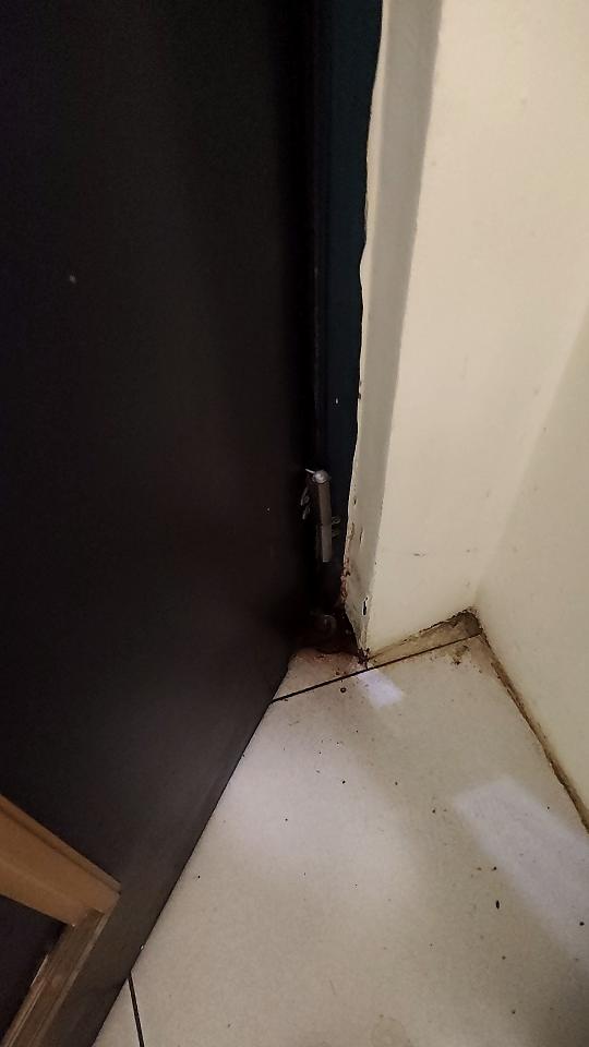 鐵門案件圖片