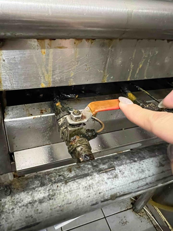 瓦斯爐安裝維修案件圖片