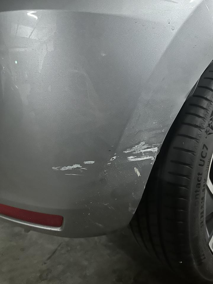 汽車板金烤漆案件圖片