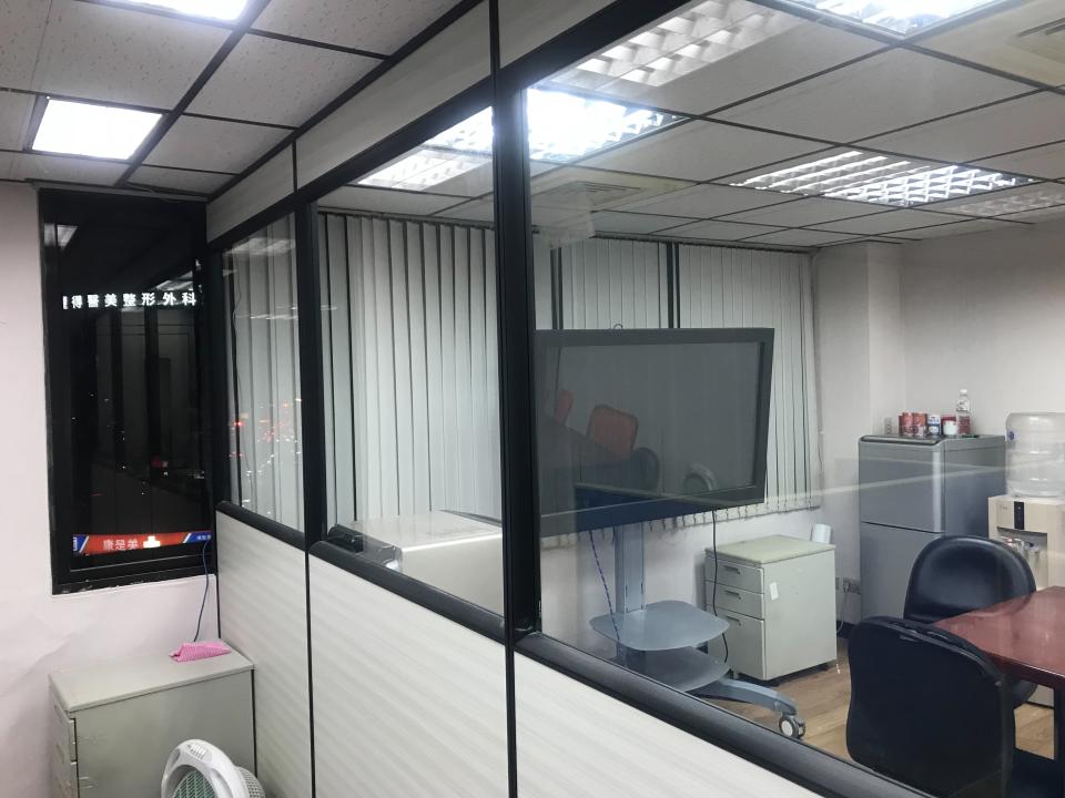 窗簾安裝維修案件圖片