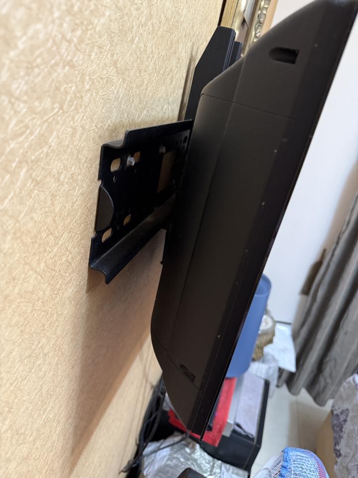 電視壁掛架安裝案件圖片