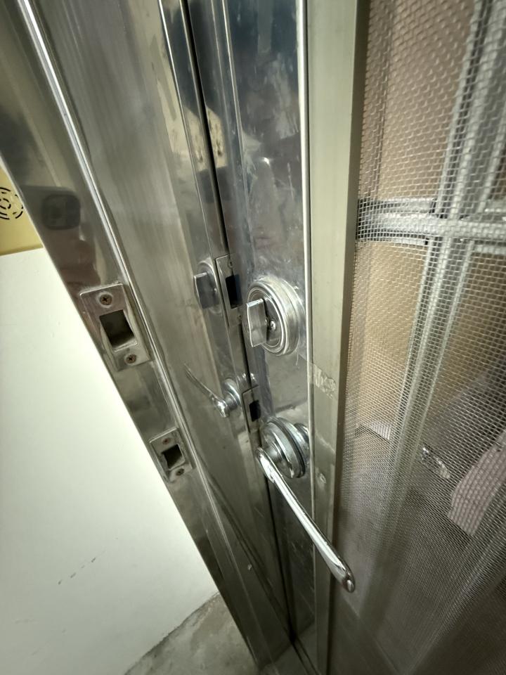 門片維修案件圖片 門片維修案件圖片