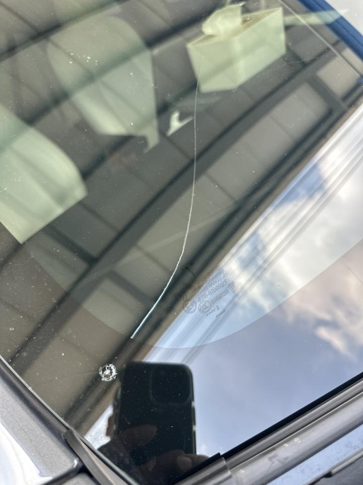 汽車玻璃修補案件圖片 汽車玻璃修補案件圖片