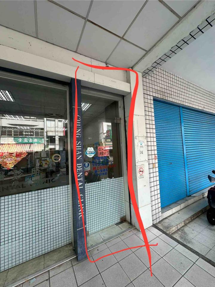 鐵捲門維修案件圖片