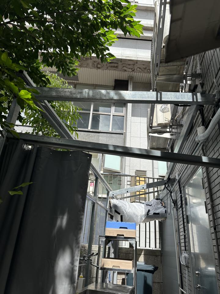 遮雨棚安裝案件圖片