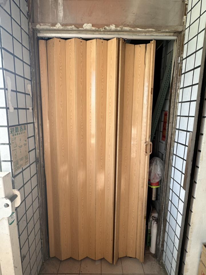 鐵門案件圖片