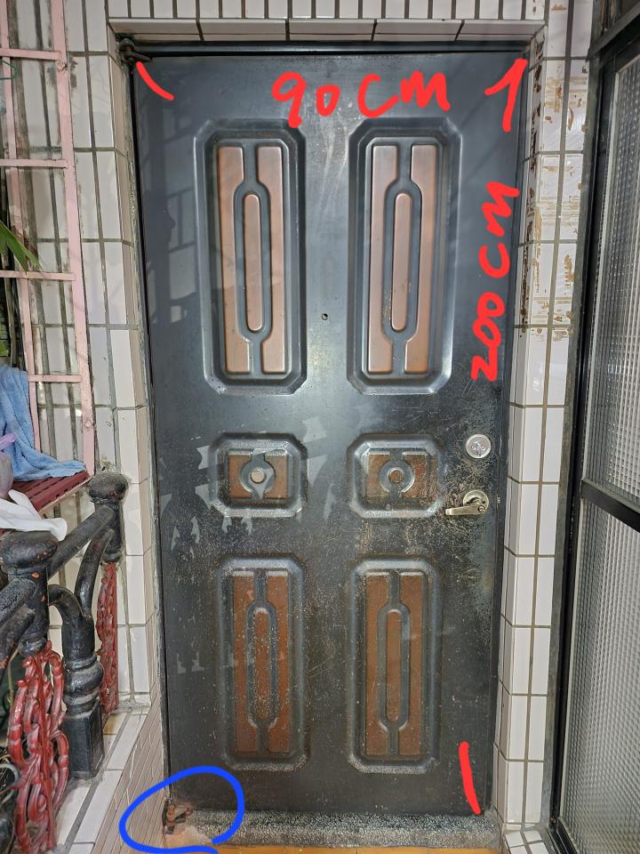 鐵門案件圖片