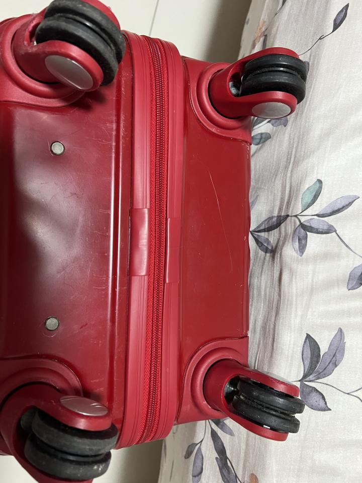 行李箱維修案件圖片