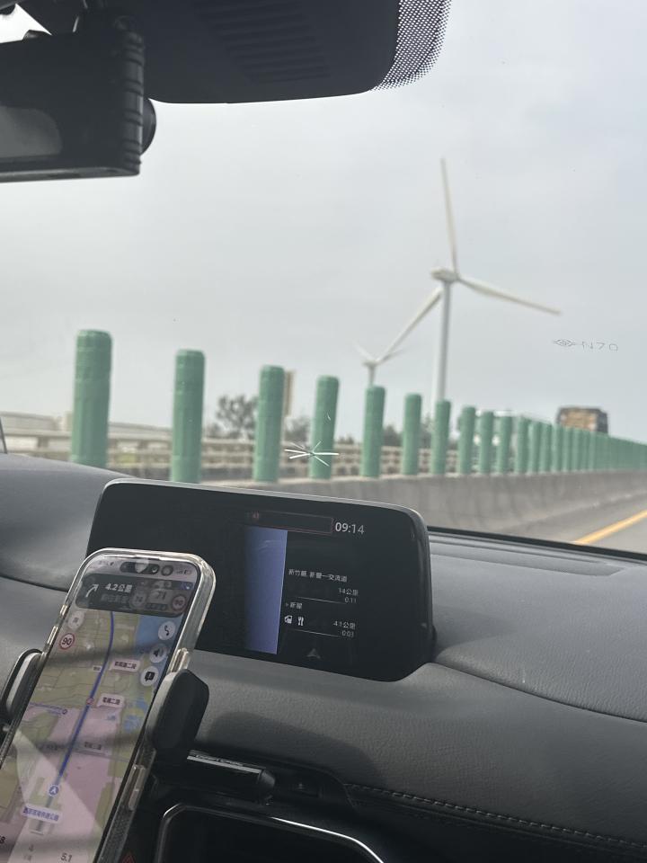 汽車玻璃修補案件圖片
