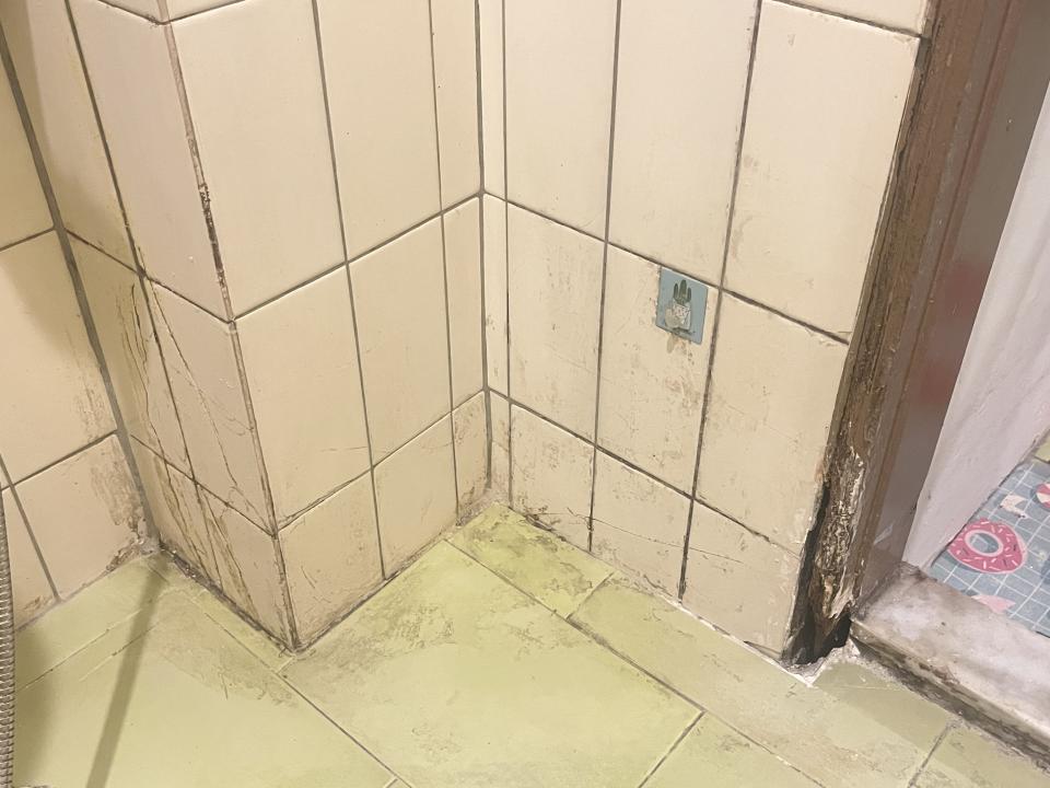 浴室門案件圖片 浴室門案件圖片