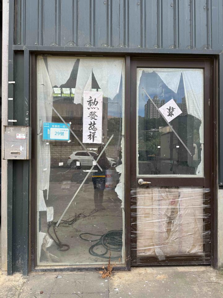 門片安裝案件圖片