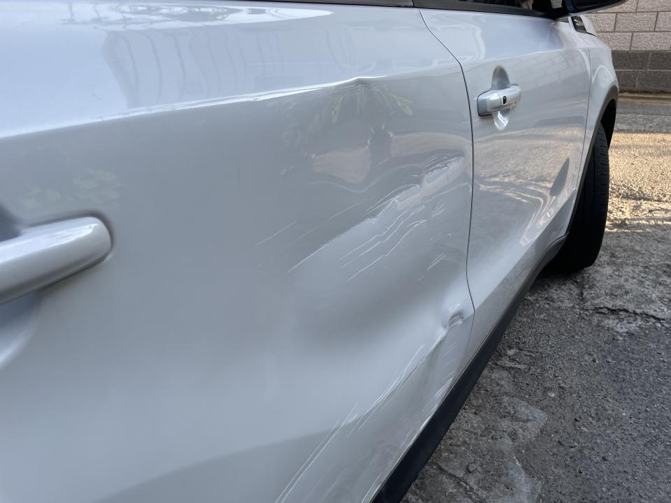 汽車板金烤漆案件圖片
