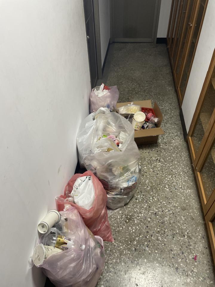 代收垃圾案件圖片