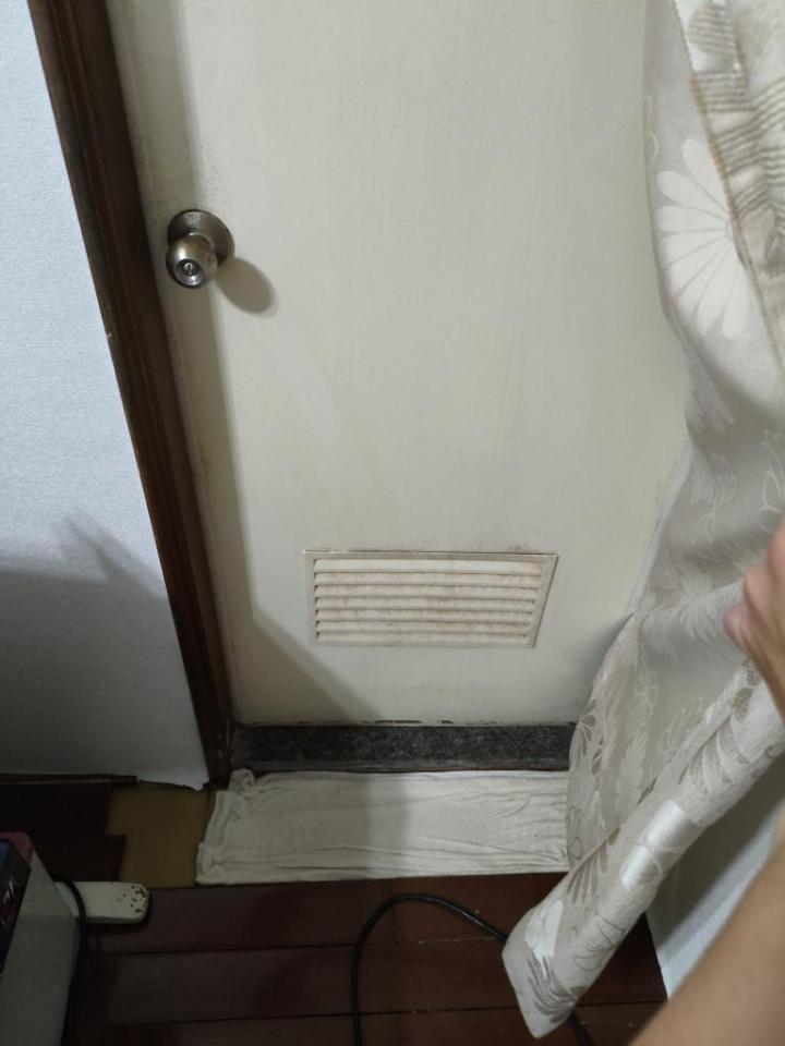 浴室門案件圖片