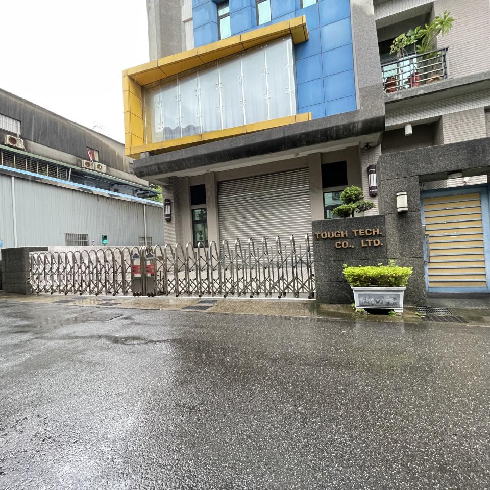 伸縮門案件圖片