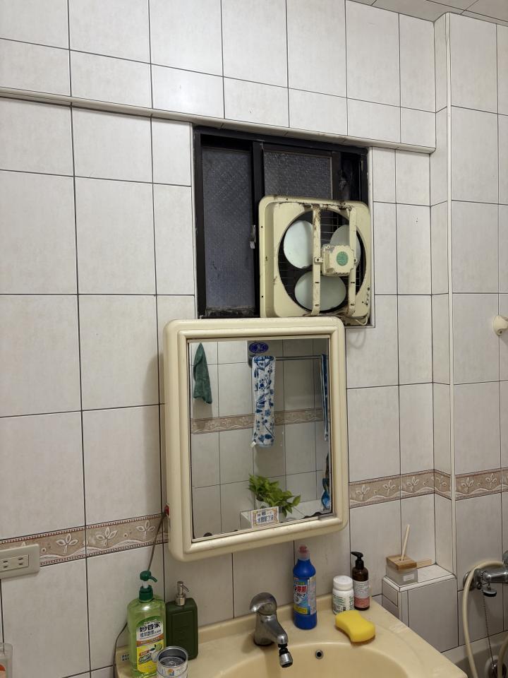 浴室抽風機安裝案件圖片