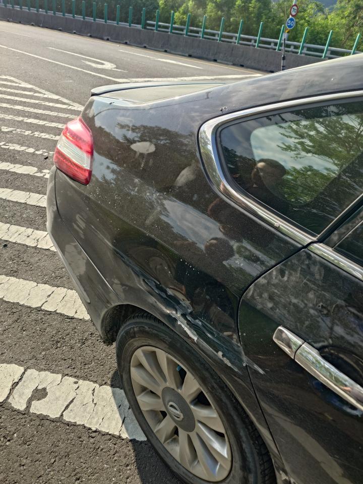 汽車板金烤漆案件圖片