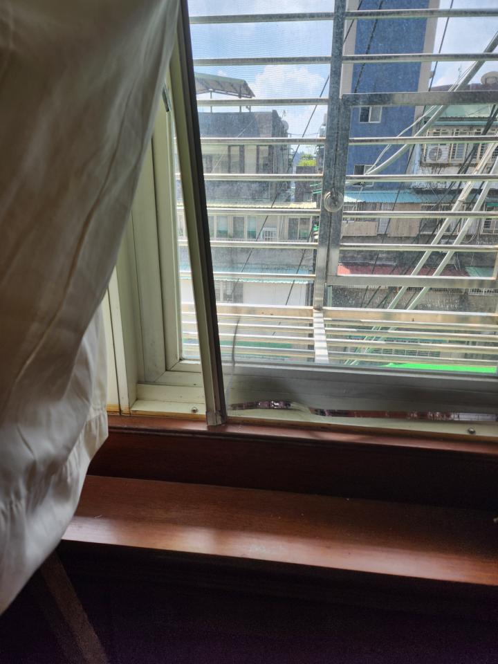 窗戶維修案件圖片