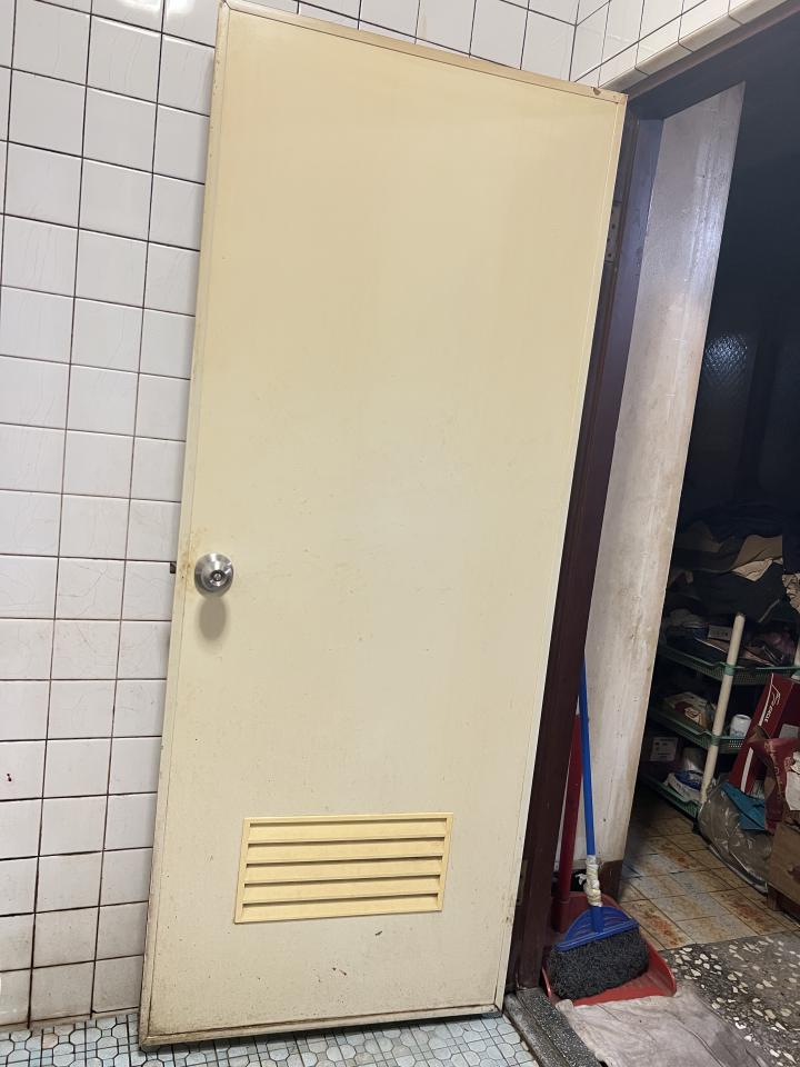 浴室門案件圖片