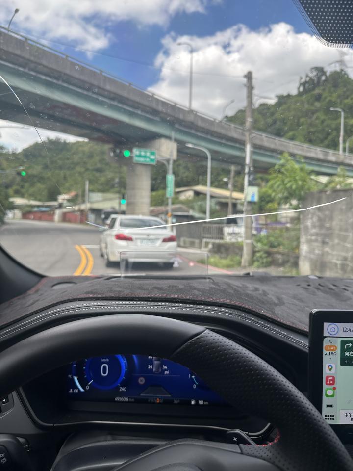 汽車玻璃修補案件圖片