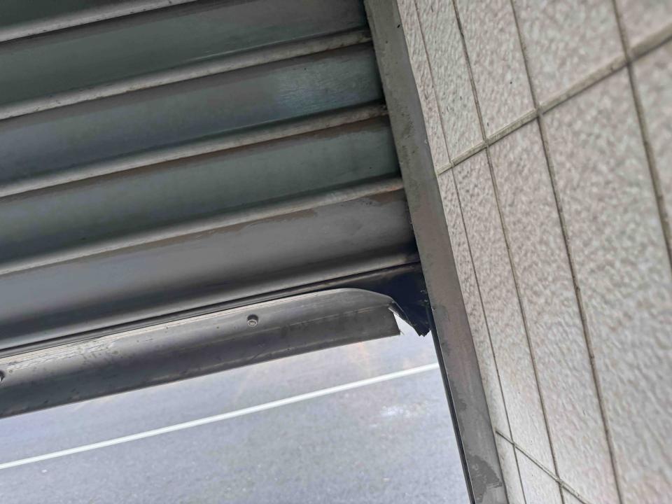 鐵捲門維修案件圖片