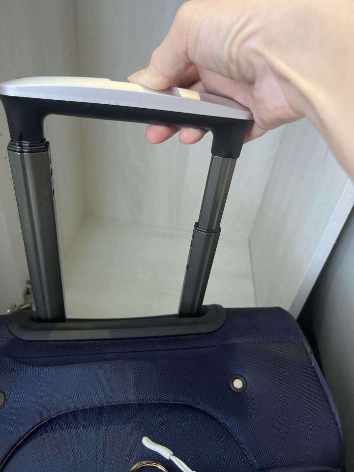 行李箱維修案件圖片
