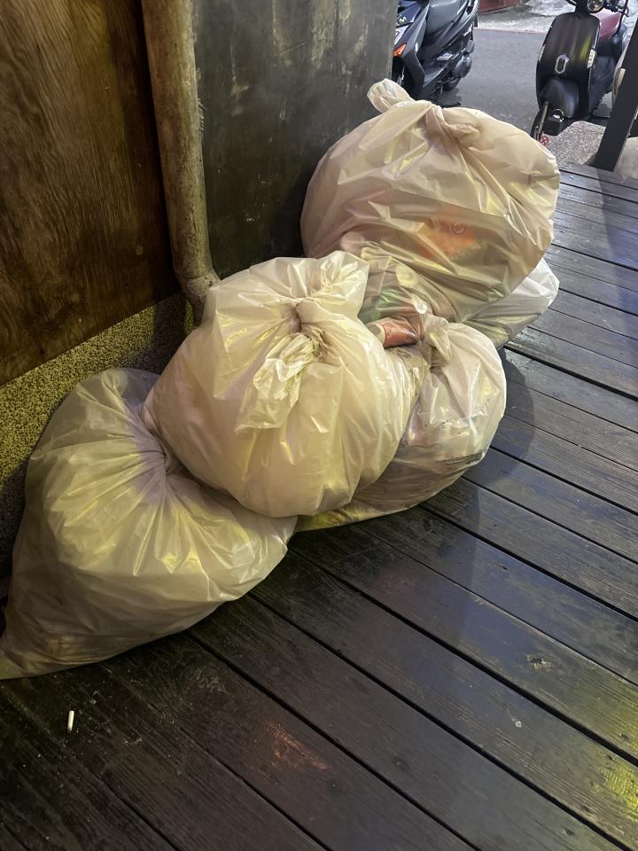 代收垃圾案件圖片