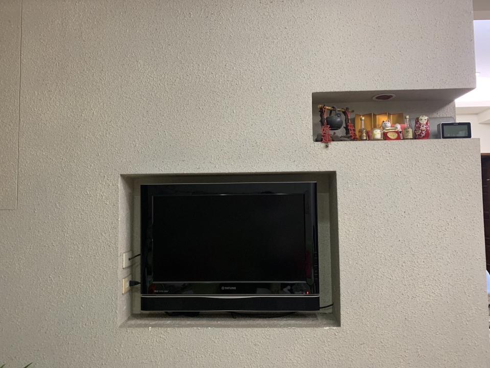 電視壁掛架安裝案件圖片
