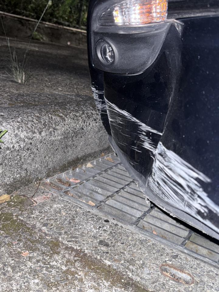 汽車板金烤漆案件圖片