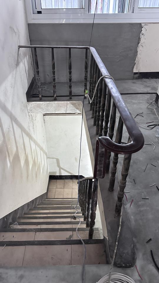 樓梯扶手案件圖片