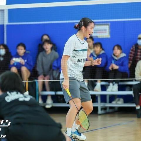 提供羽球班服務的專家王予函