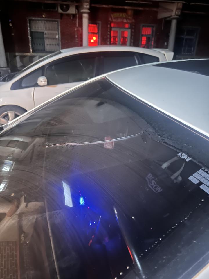 汽車玻璃修補案件圖片 汽車玻璃修補案件圖片