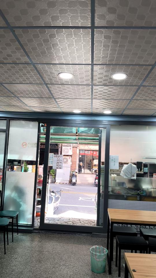 自動門安裝案件圖片 自動門安裝案件圖片