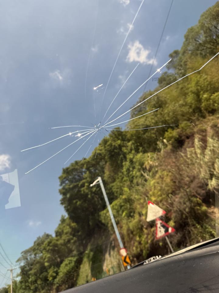 汽車玻璃修補案件圖片 汽車玻璃修補案件圖片