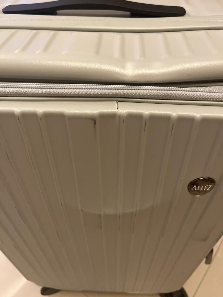 行李箱維修案件圖片 行李箱維修案件圖片
