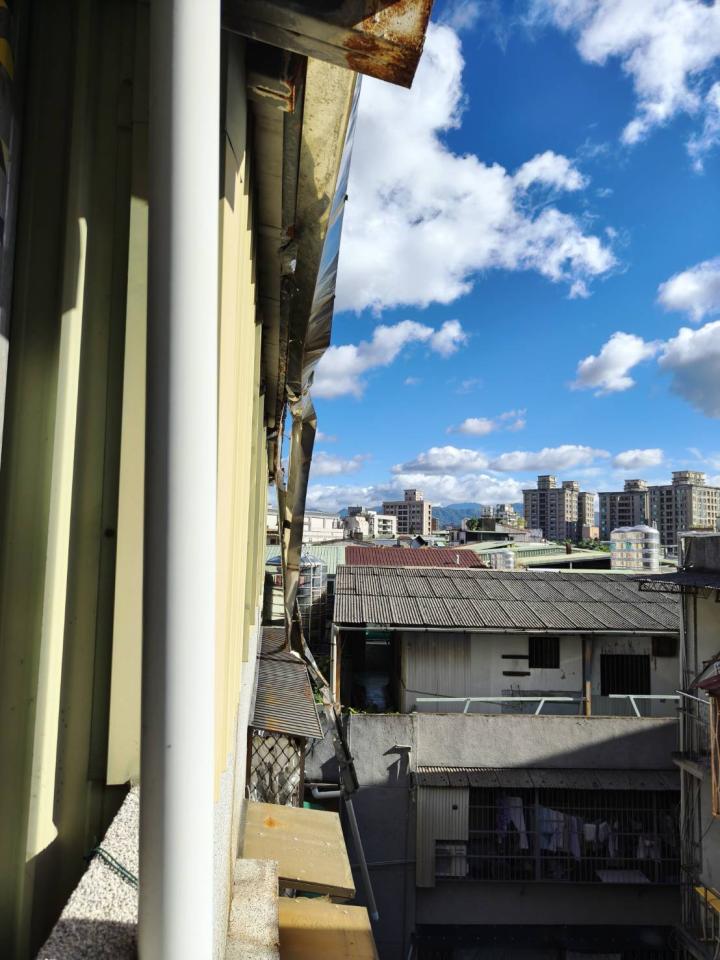 屋簷排水槽施工案件圖片 屋簷排水槽施工案件圖片