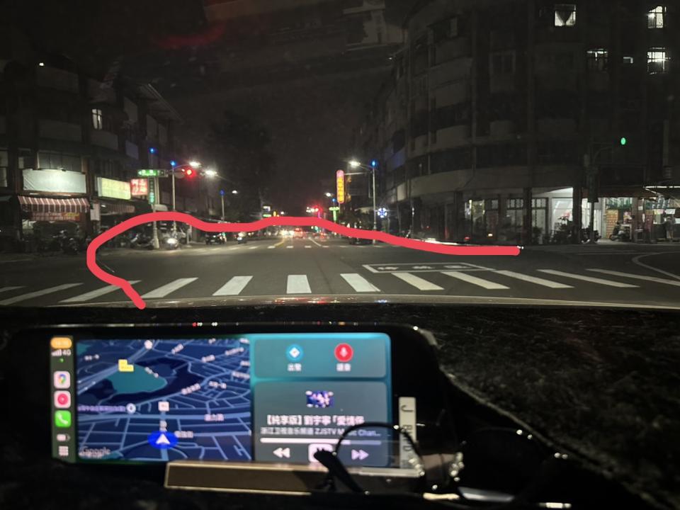 汽車玻璃修補案件圖片