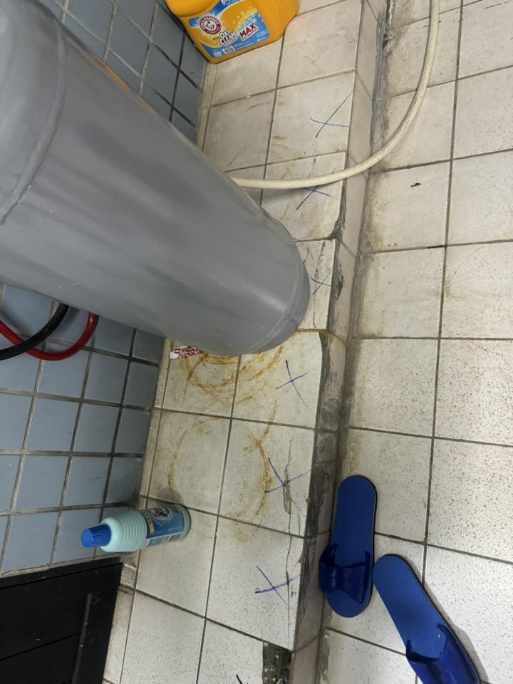 地板維修案件圖片