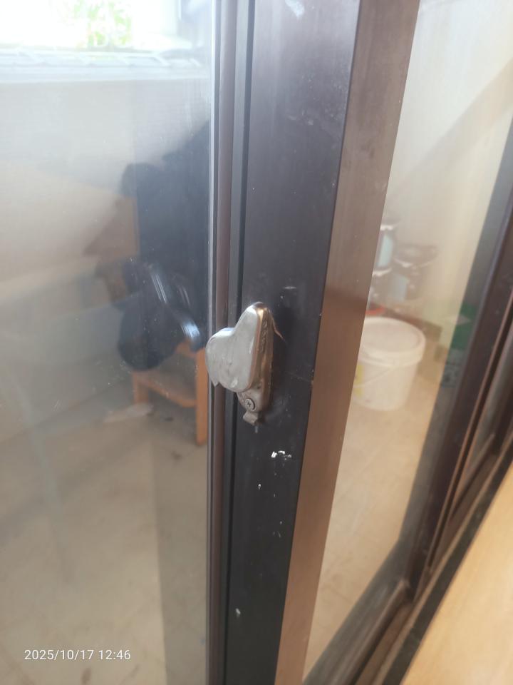 鋁門窗案件圖片