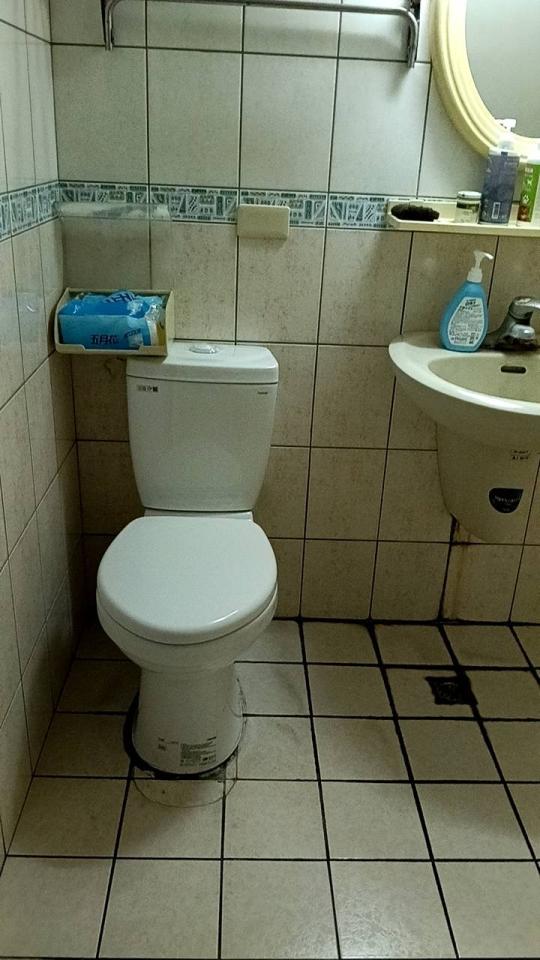 馬桶裝修案件圖片 馬桶裝修案件圖片