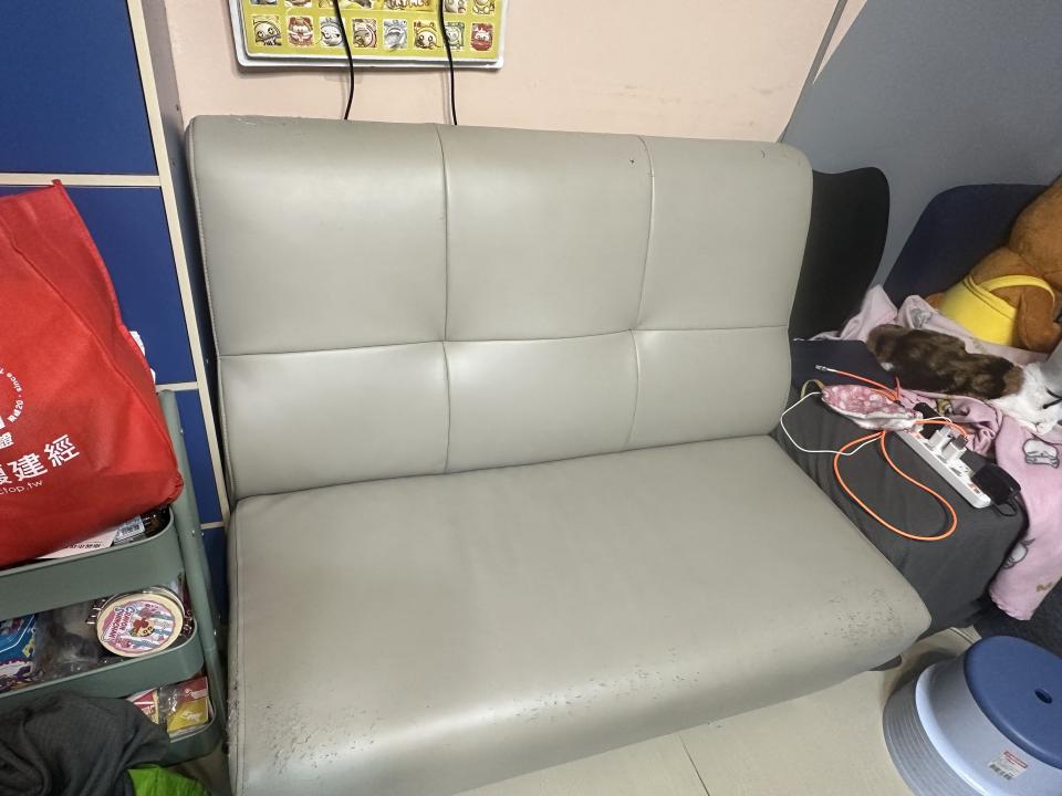 沙發修理案件圖片