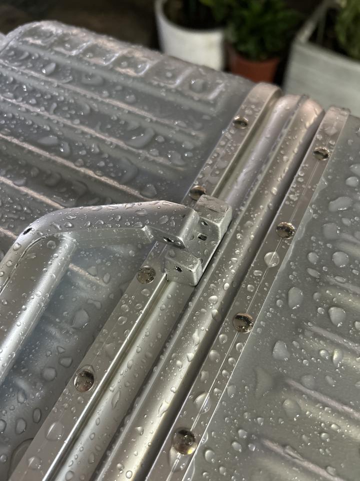 行李箱維修案件圖片